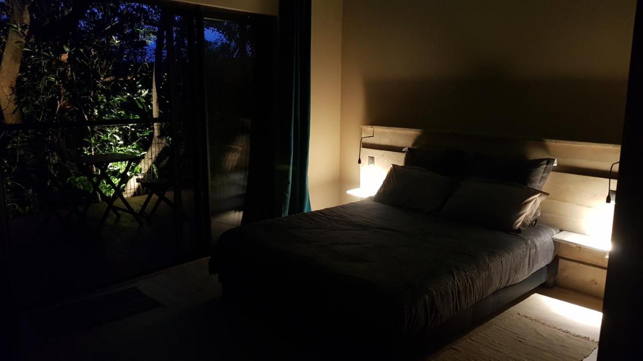 Le Lodge Origin Sainte-Suzanne Екстериор снимка